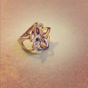 Pretty ring in rose gold. Size 6,5